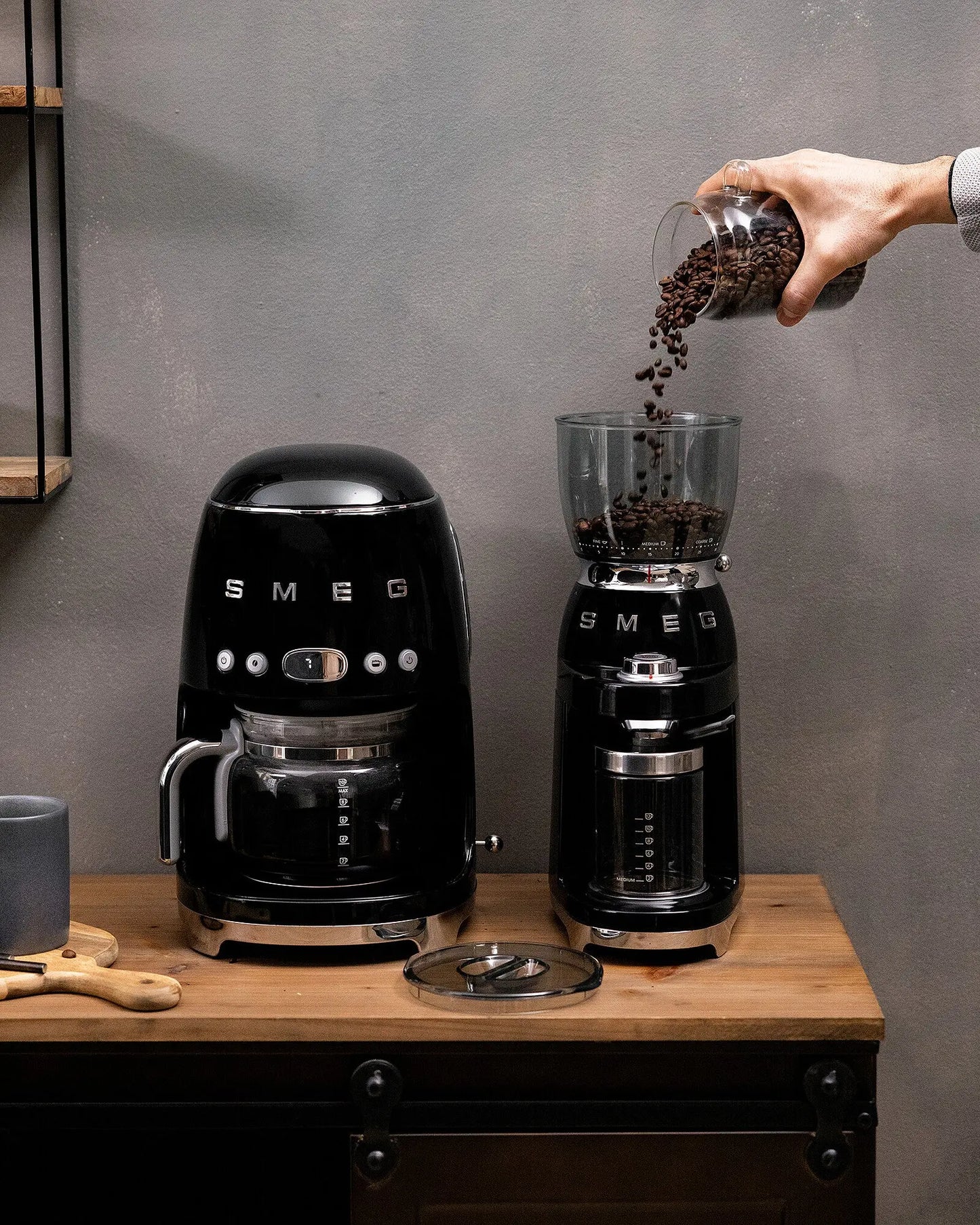 Smeg Filterkaffeemaschine DCF02BLEU