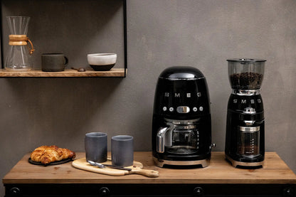 Smeg Filterkaffeemaschine DCF02BLEU