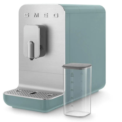 Smeg BCC13EGMEU Kaffeevollautomat mit Milchfunktion 50's Design - Smeg Point - Online Handel