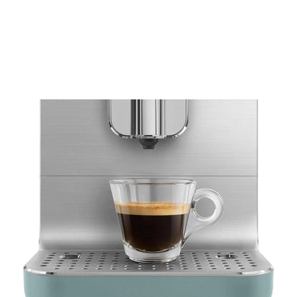 Smeg BCC13EGMEU Kaffeevollautomat mit Milchfunktion 50's Design - Smeg Point - Online Handel