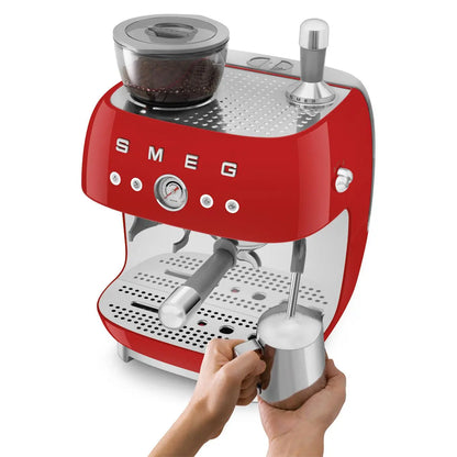 Espressomaschine mit Mahlwerk EGF03RDEU Rot - Smeg Point  - Online Handel