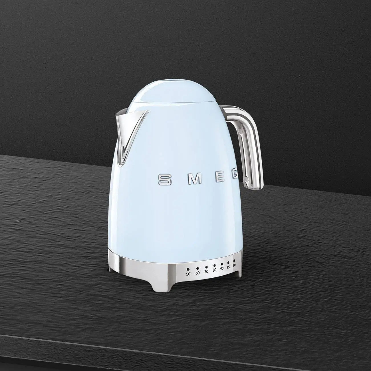 KLF04PBEU Wasserkocher Pastellblau Temperaturgeregelt 1,7 Liter - Smeg Point  - Online Handel